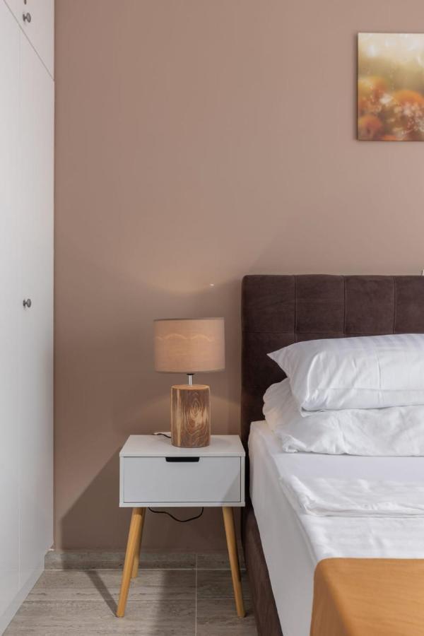 Apartments Cesare Нин Экстерьер фото