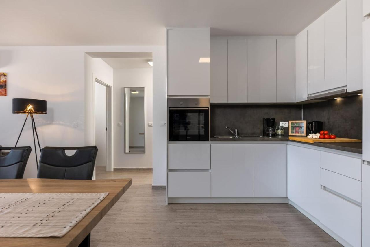 Apartments Cesare Нин Экстерьер фото