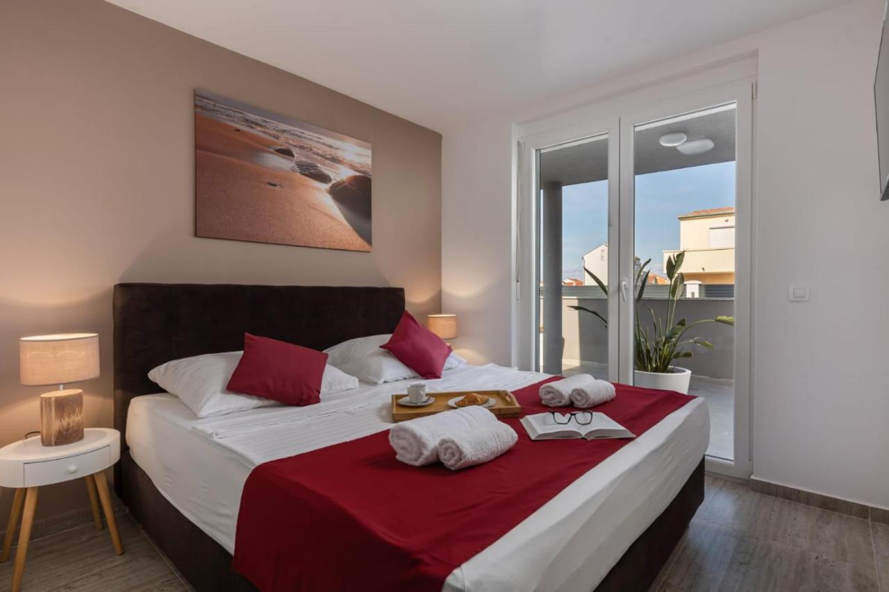 Apartments Cesare Нин Экстерьер фото