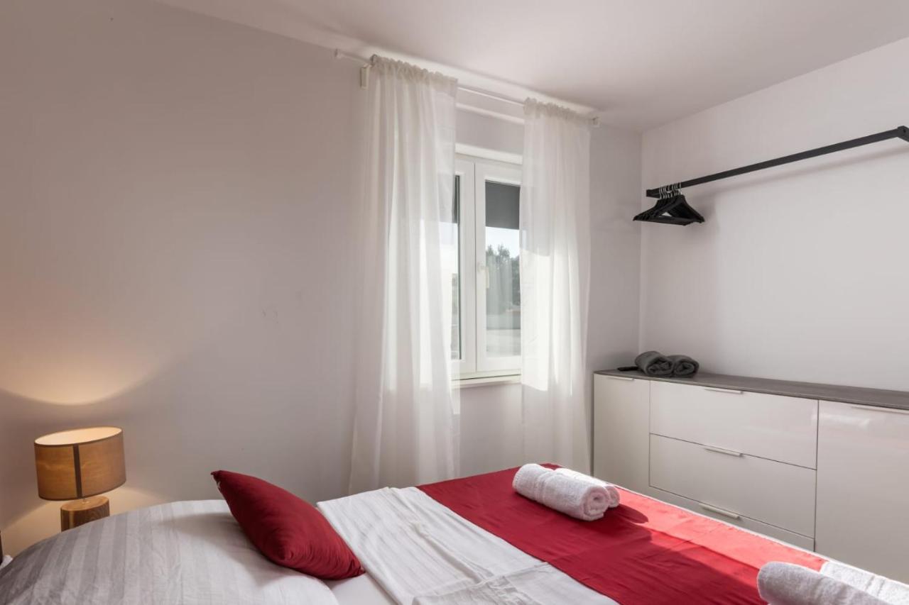 Apartments Cesare Нин Экстерьер фото