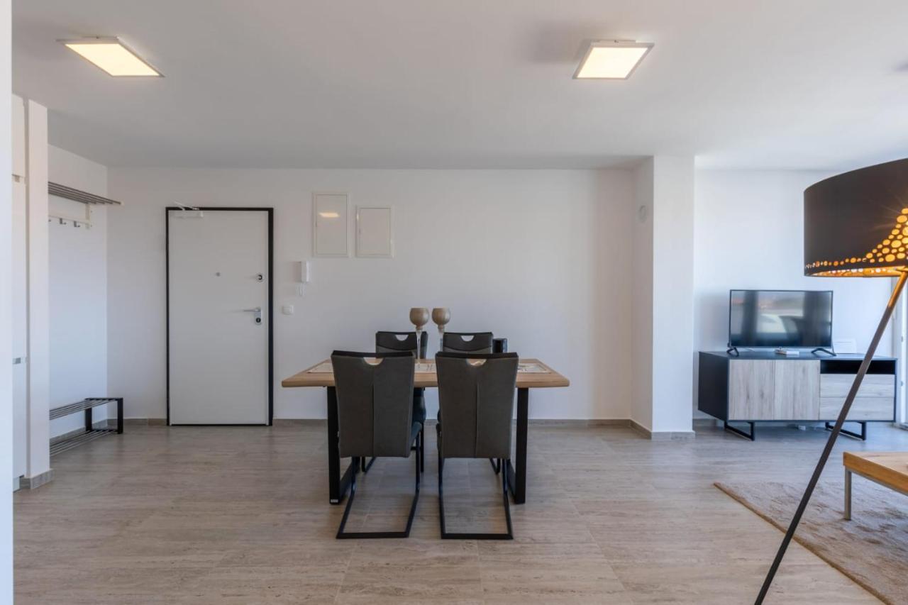 Apartments Cesare Нин Экстерьер фото
