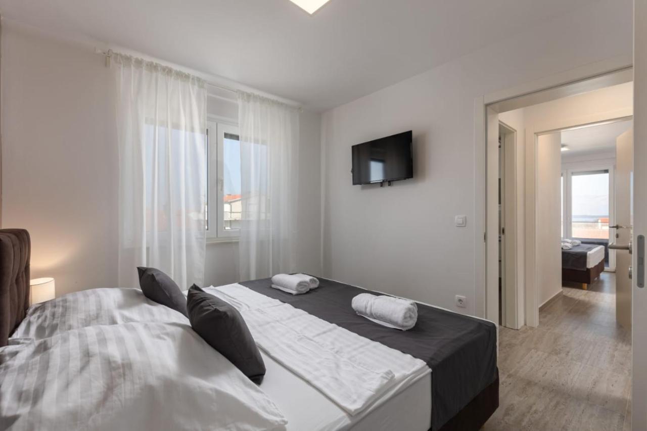 Apartments Cesare Нин Экстерьер фото