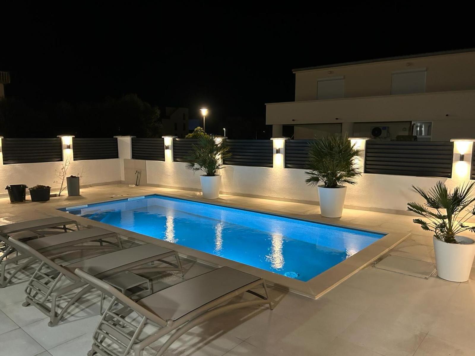 Apartments Cesare Нин Экстерьер фото